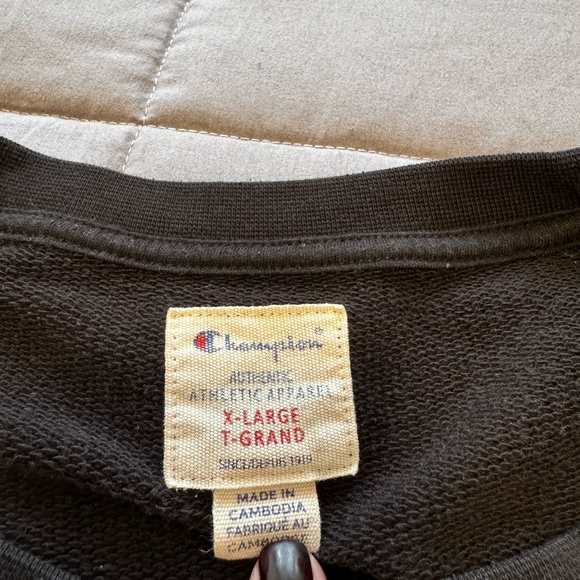 Champion crewneck - Picture 2 of 2